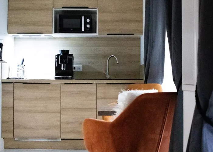 Nordique - Cinema Et Jacuzzi * Бордо