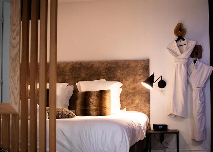 Nordique - Cinema Et Jacuzzi